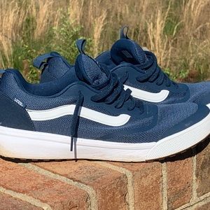Vans UltraRange Rapidweld